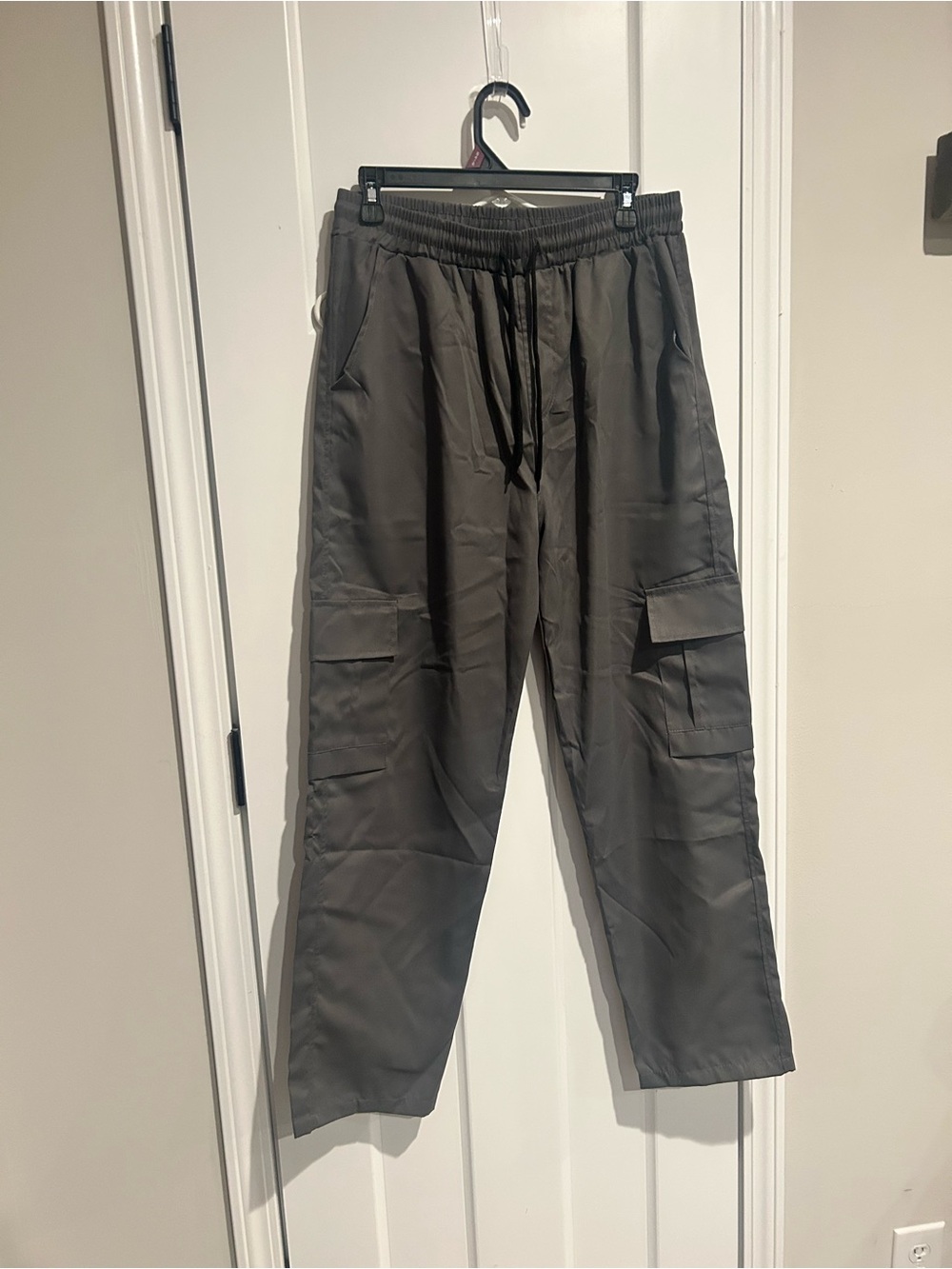 Relaxed Cargo Pants - Charcoal Gray